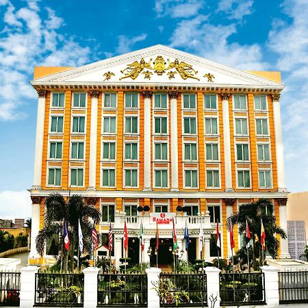Hotel Ramada By Wyndham Amritsar Extérieur photo