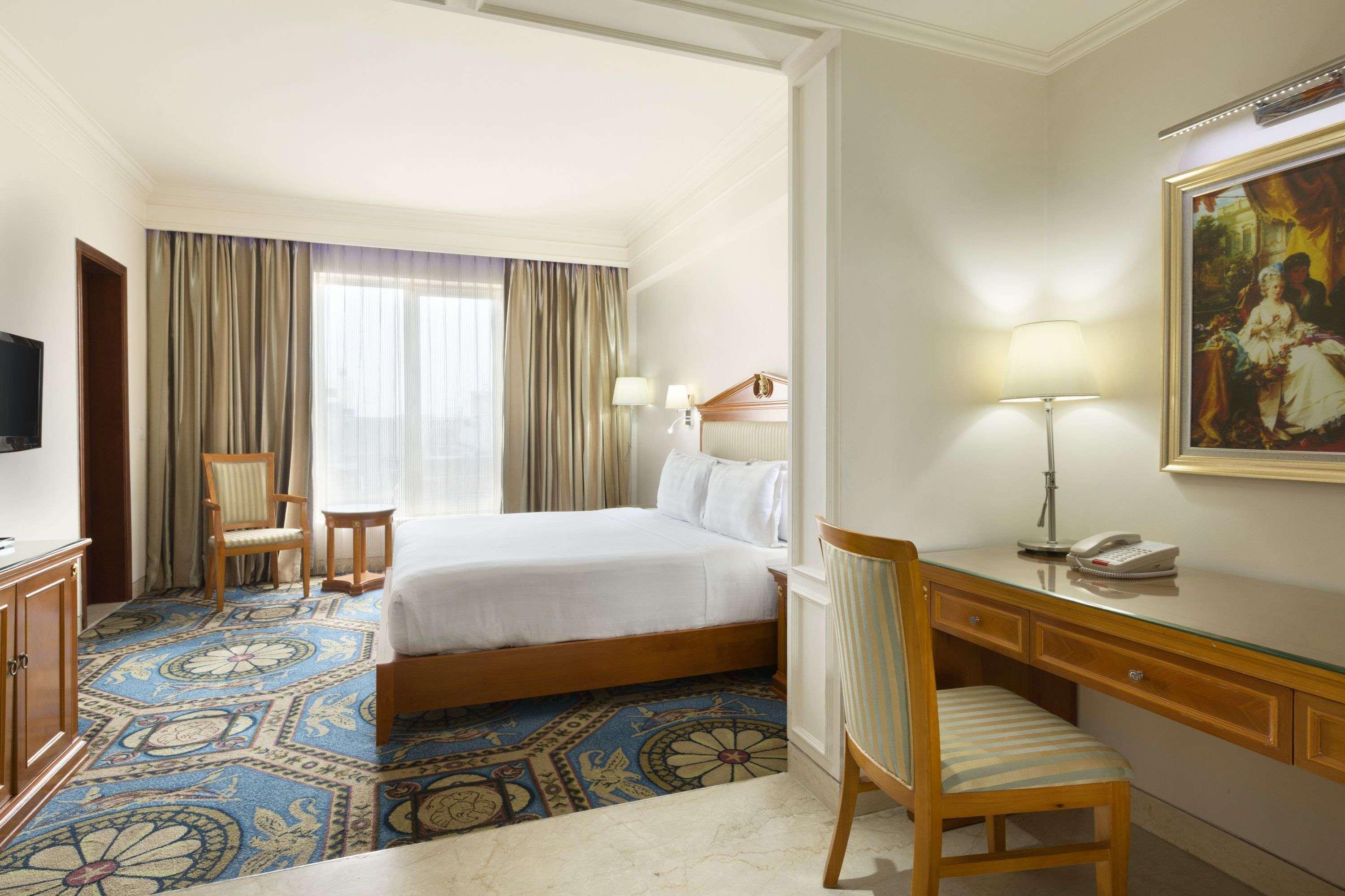 Hotel Ramada By Wyndham Amritsar Extérieur photo