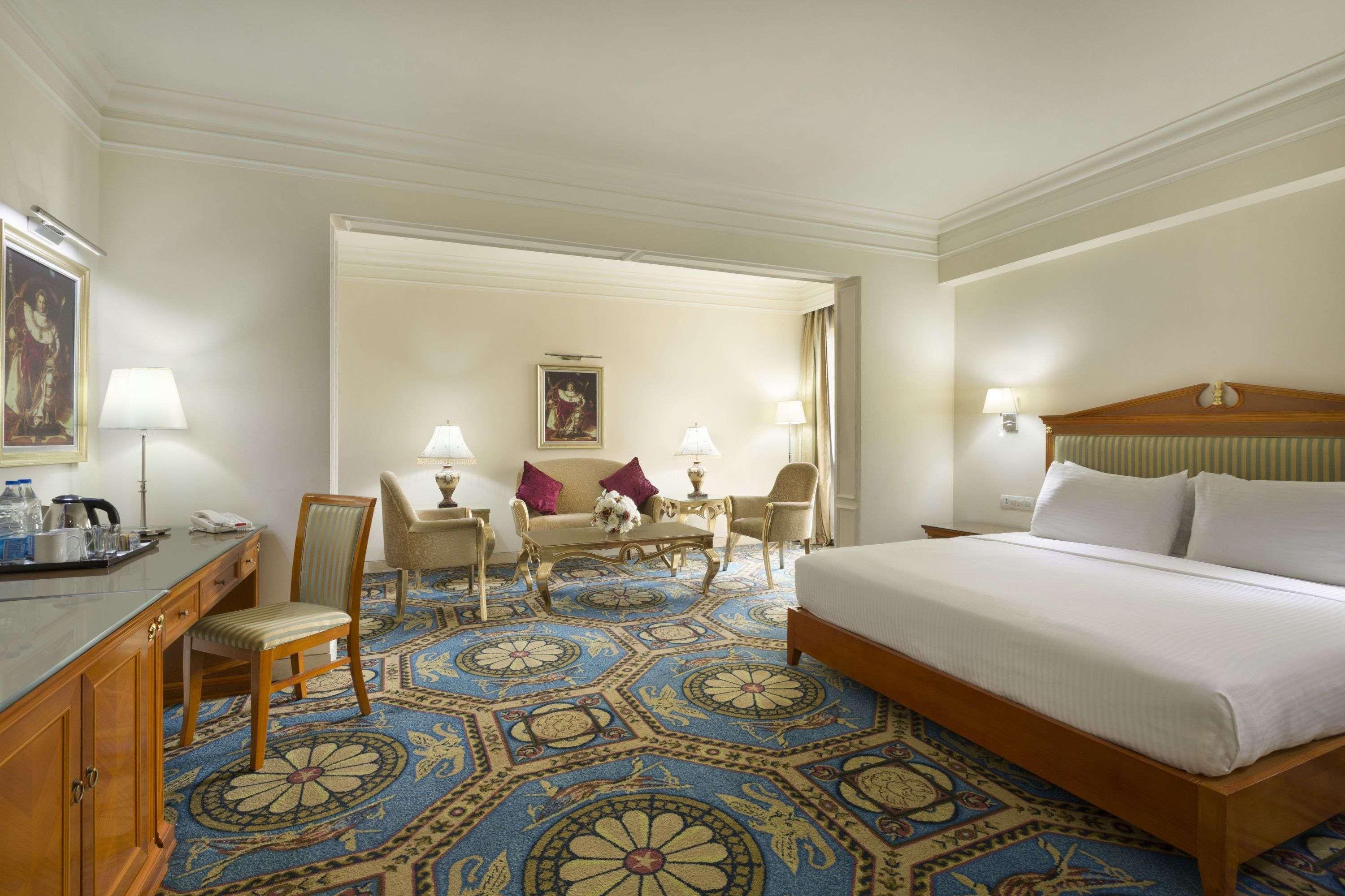 Hotel Ramada By Wyndham Amritsar Extérieur photo