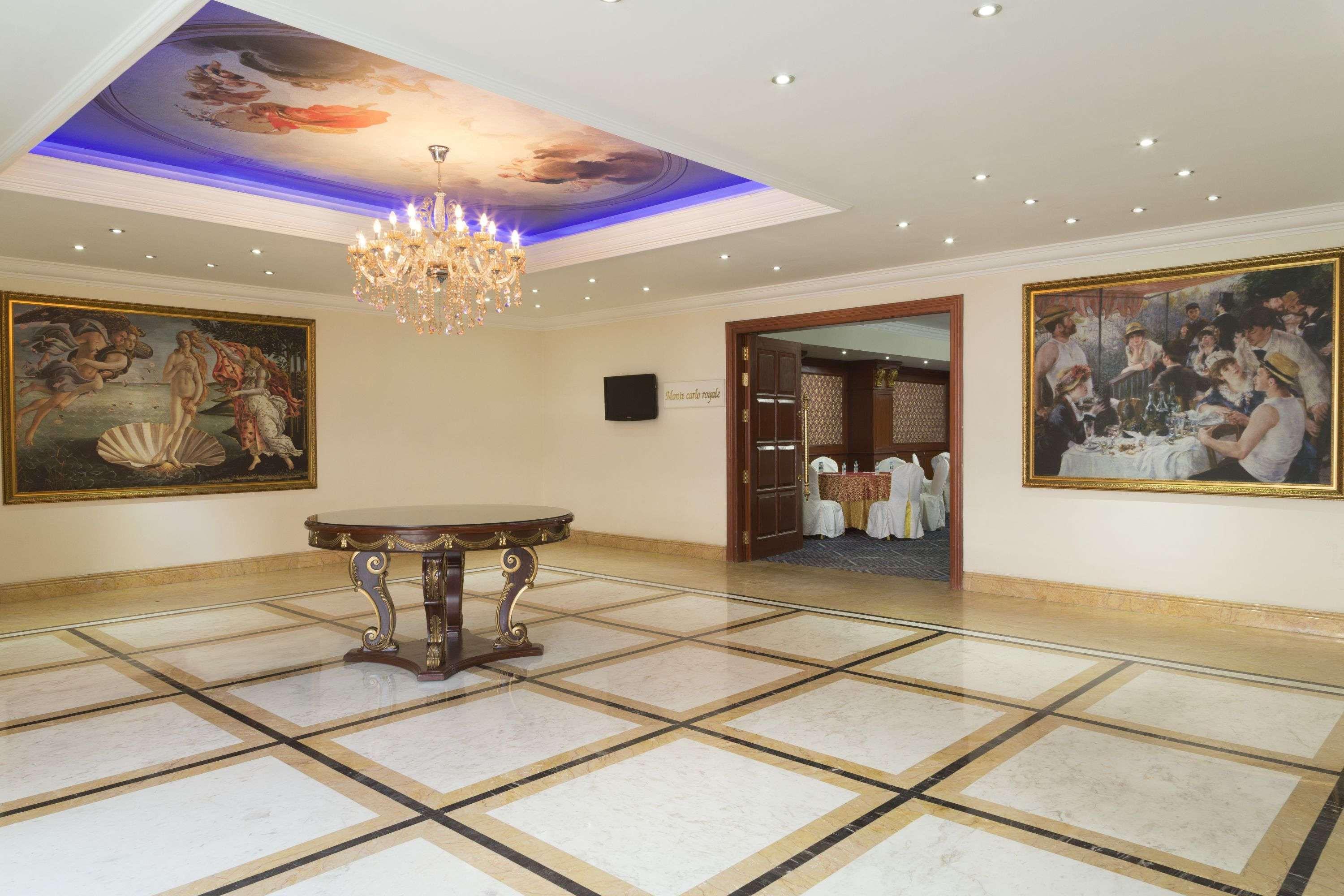 Hotel Ramada By Wyndham Amritsar Extérieur photo