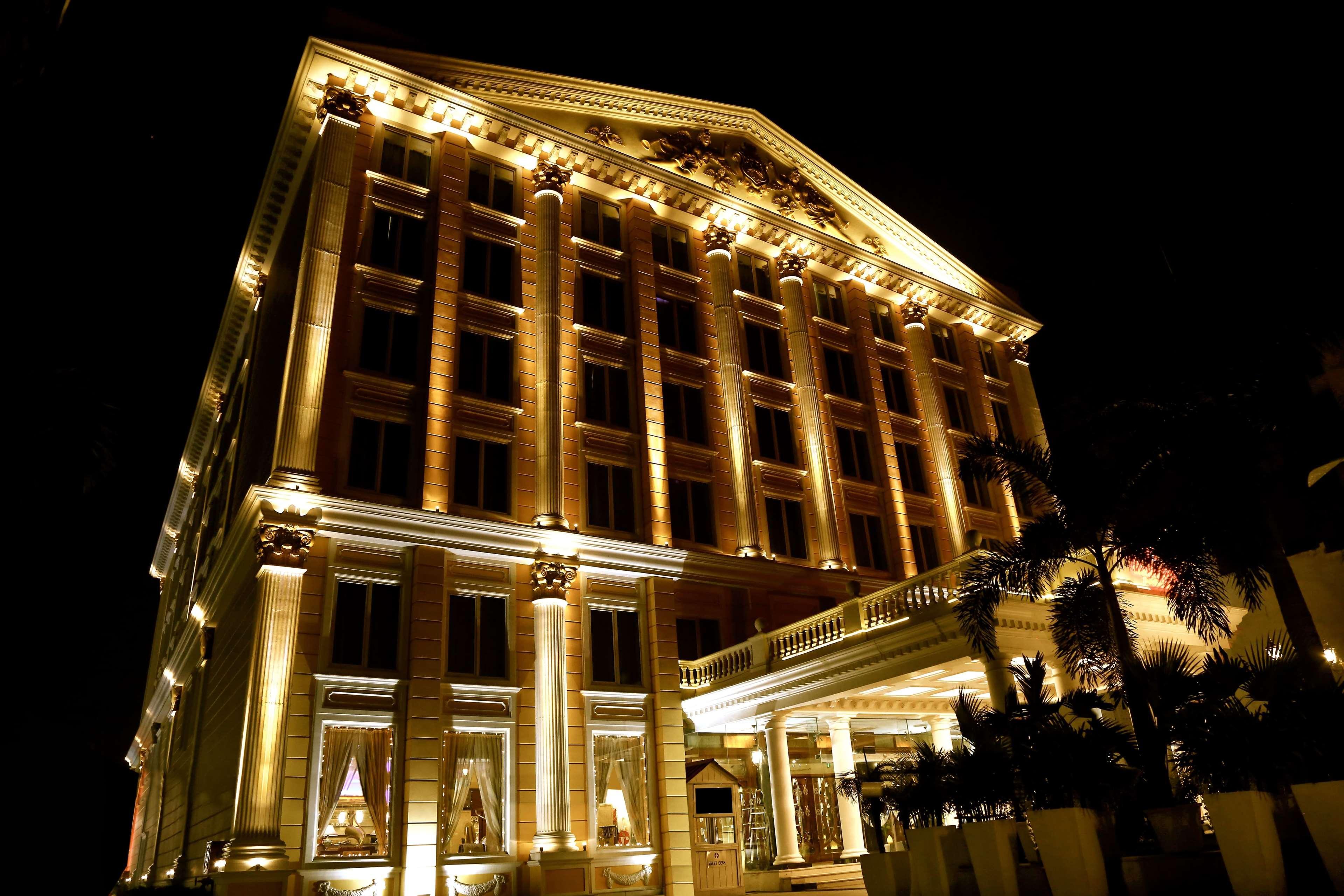 Hotel Ramada By Wyndham Amritsar Extérieur photo
