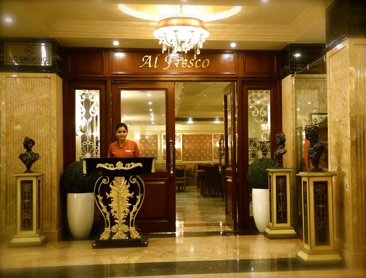 Hotel Ramada By Wyndham Amritsar Extérieur photo